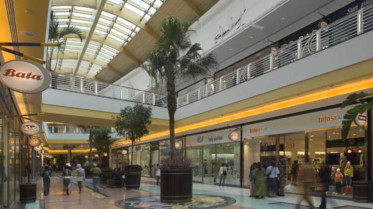 Vendedora - loja sobral - shopping Rio sul RJ