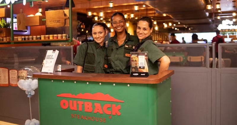 Outback vagas para auxiliar de limpeza, atendente, auxiliar de cozinha, recepcionista – RJ