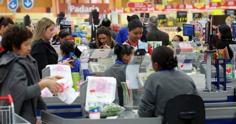 Supermercado vagas para caixa, auxiliar de limpeza, arrumar mercadorias - RJ