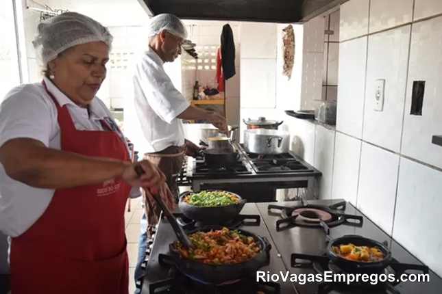 Ajudante de Cozinha, Cozinheiro, Salgadeiro - Restaurante - Rio de janeiro - Comparecer 