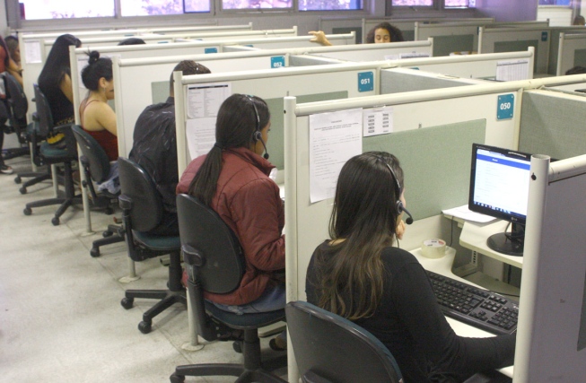 Assistente de Teleatendimento - R$ 1.330,00 - Ser organizado, atendimento telefônico - Rio de Janeiro 