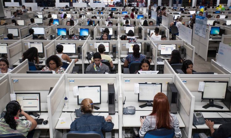 Call Center - Salário + Benefícios - Saber liderar, ter boa fluência verbal - Rio de Janeiro 