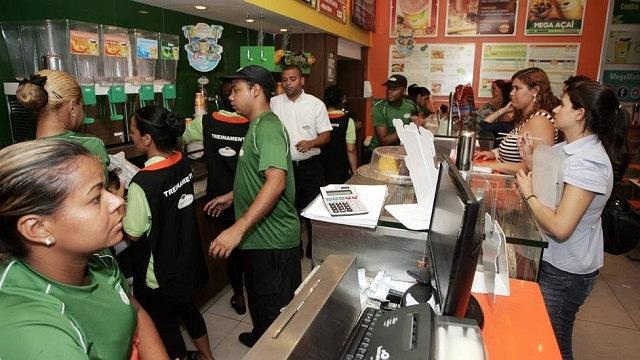 Atendente de Fast Food - R$ 1.364,00 - Dinamismo e disposição para a aprendizagem - Rio de Janeiro 