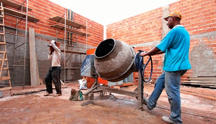 Ajudante de Obra, Vendedor - R$ 1.200,00 - Ser proativo, saber trabalhar em equipe - Rio de Janeiro