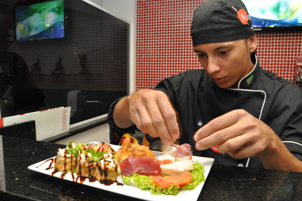 Sushiman, Encarregado - R$ 1.800,00 - Preparar de produção para operação do restaurante - Rio de Janeiro 