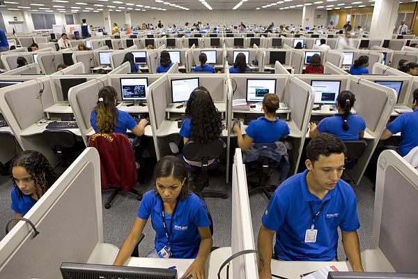 Operador de SAC, Repositor - R$ 1.300,00 - Atendimento aos clientes, boa fluência verbal e escrita - Rio de Janeiro 