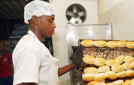 Ajudante de Padeiro, Mecânico - R$ 1.600,00 - Auxiliar na produção de pães e massas diversas - Rio de Janeiro 