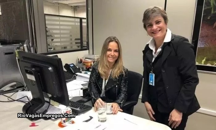 Auxiliar de Serviços gerais, Copeira, Recepcionista - R$ 1.200,00 - feminino - limpeza geral, servir café - Rio de janeiro