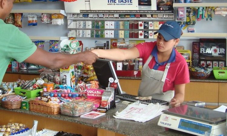 Saladeiro, Atendente - R$ 1.200,00 - Ter bom relacionamento interpessoal, ser dinâmico - Rio de Janeiro 