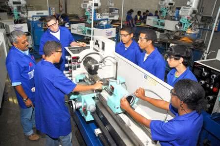 Mecânico Industrial, Vendedora - R$ 1.180,68 - Limpeza e lubrificação industrial - Rio de Janeiro 