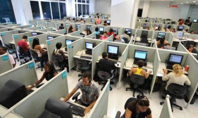 Auxiliar de Sistemas, Telemarketing - R$ 1.566,44 - Noções de informática, ser organizado - Rio de Janeiro 