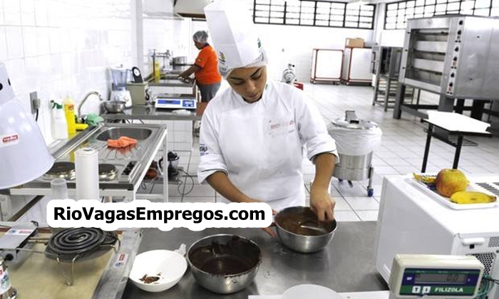 RECEPCIONISTA, AJUDANTE DE BAR, AUXILIAR DE DP, COZINHEIRO - R$ 1.203,00 - ESCALA 6x1 - DESEJÁVEL EXPERIÊNCIA - RIO DE JANEIRO 