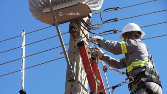 Eletricista Industrial, Encarregado de Suprimentos - R$ 3.478,00 - Conhecimento em reparos e manutenção - Rio de Janeiro 