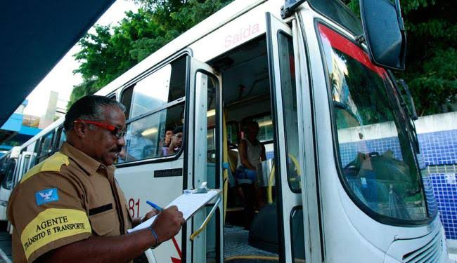 Professor, Fiscal de Terminal - R$ 1.385,00 - Ser paciente, ter bom relacionamento interpessoal - Rio de Janeiro 