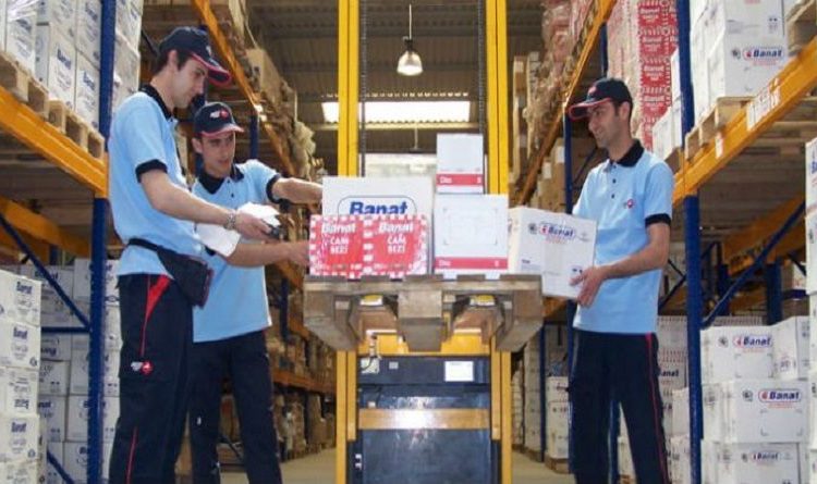 Barman, Auxiliar de Estoque - R$ 1.289,00 - Organização e reposição de mercadorias nas prateleiras e no estoque - Rio de Janeiro 