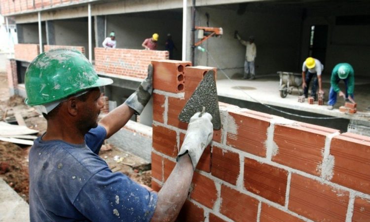 Repositor, Pedreiro - R$ 2.000,00 - Fechamento de parede, construções no geral - Rio de Janeiro