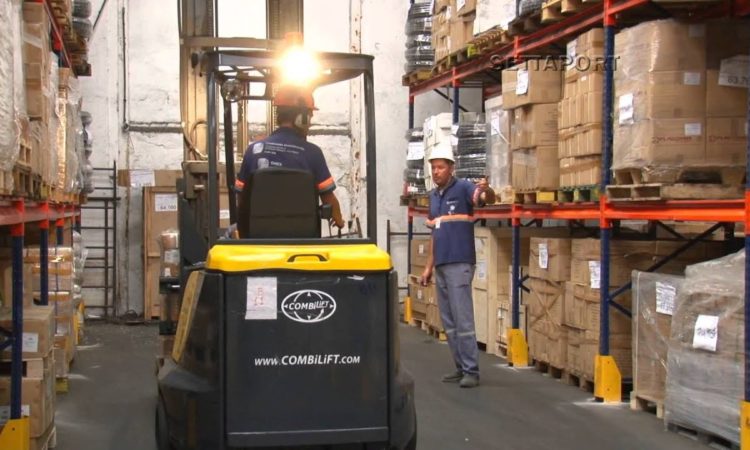 Porteiro, Conferente - R$ 1.900,00 - Recebimento e entrega das bolsas dos colaboradores - Rio de Janeiro 