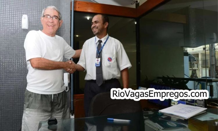 Auxiliar de Cozinha, Porteiro, Copeira, Auxiliar Administrativo - R$ 1.500,00 - Escala: 6x1 - Desejável experiência - Rio de Janeiro 