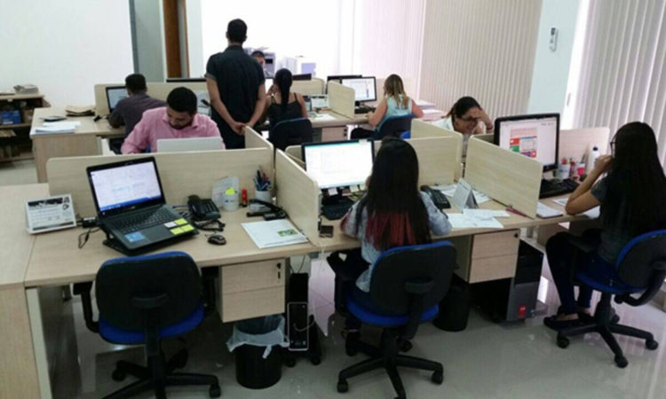 Auxiliar Administrativo, Auxiliar de Limpeza - R$ 1.500,00 - Conhecimento em informática, trabalhar na escala 6×1 - Rio de Janeiro 