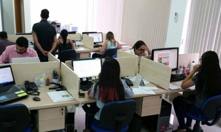 Auxiliar Administrativo, Gerente - R$ 1.200,00 - Ter disponibilidade de horário, ser proativo - Rio de Janeiro 