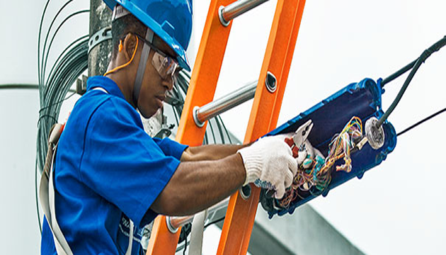 Técnico de Telecomunicação, Copeira - R$ 1.200,00 - Conhecimento prático de equipamentos de testes e certificadores - Rio de Janeiro  