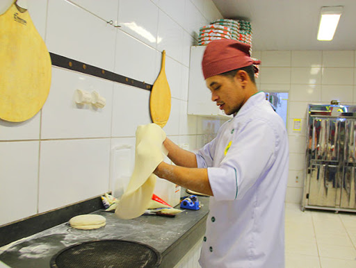 Pizzaiolo, Encarregado de Obras - R$ 1.600,00 - Conhecimentos em massas diversas, liderar equipes - Rio de Janeiro 