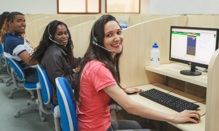 Atendente, Operador de Telemarketing - R$ 2.057,00 - Ter boa fluência verbal, ser proativo - Rio de Janeiro 