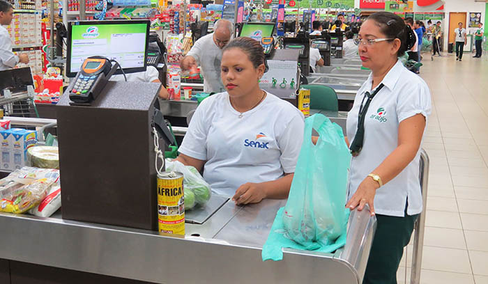 Operador de Supermercado, Hostess - R$ 1.264,00 - Ter boa fluência verbal, ser organizado - Rio de Janeiro 