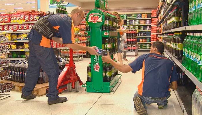 Estoquista, Atendente de Vendas - R$ 1.300,00 - Recebe e confere as mercadorias, trabalhar em equipe - Rio de Janeiro 