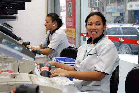 Operadora de caixa, costureira, coordenador Pedagógico, mecânico de Manutenção - com ou sem experiência - Rio de janeiro