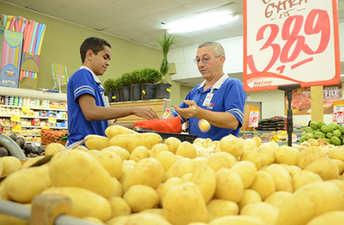 Encarregado de Hortifruti, Operador de Turismo - R$ 1.600,00 - Trabalhar em escalas, repor mercadorias nas gôndolas - Rio de Janeiro 