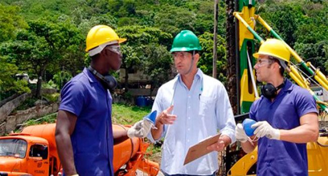 Pintor, Técnico de Segurança do Trabalho - R$ 1.580,00 - Conhecimentos em tintas diversas, ter disponibilidade de horário - Rio de Janeiro 