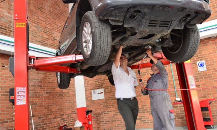 Mecânico Automotivo, Operador de Produtos - R$ 1.185,00 - Ter seriedade, conhecer tipos de carros diversos - Rio de Janeiro 