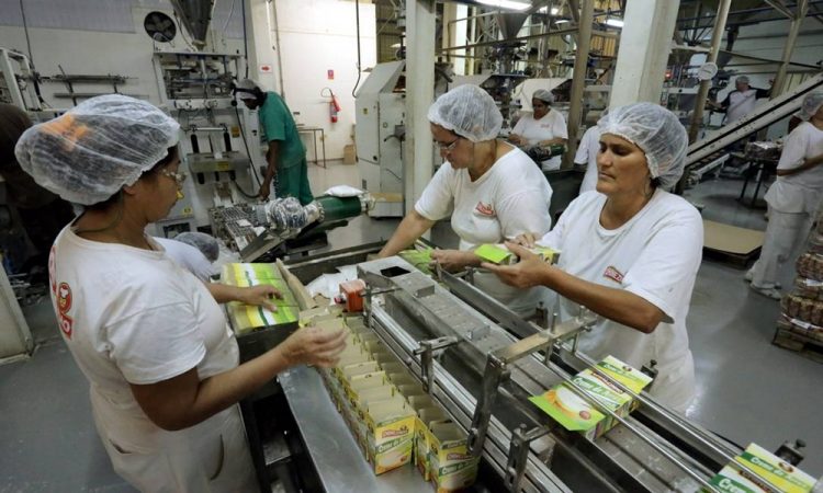 Auxiliar de Produção, Atendente de Medicamentos - R$ 1.290,00 - Trabalhar em equipe, ser um profissional com agilidade - Rio de Janeiro 