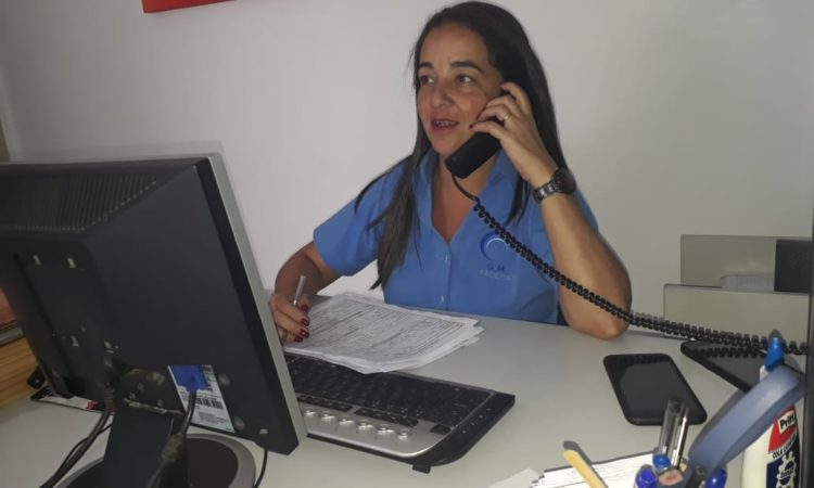 Recepcionista, Motorista - R$ 1.375,00 - Escala 6x1, atuar na recepção de pessoas - Rio de Janeiro 