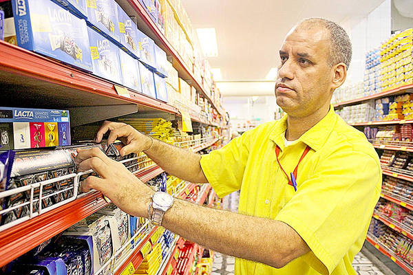 Auxiliar de Manutenção, Operador de Mercearia - R$ 1.250,18 - Manutenção de aparelhos frigoríficos, ter pontualidade - Rio de Janeiro 