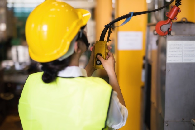 Técnico de Guindaste, Estoquista - R$ 1.100,00 - Ser atencioso, trabalhar em equipe - Rio de Janeiro 