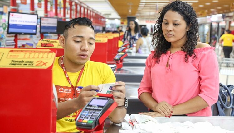 Supermercado abre vagas de Atendente de Lanchonete, Caixa, Auxiliar de Padaria - Rio de Janeiro