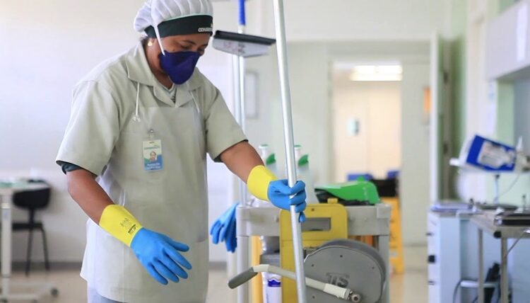 Auxiliar de serviços gerais, atendente de cafeteria, repositor de mercadorias - Rio de Janeiro