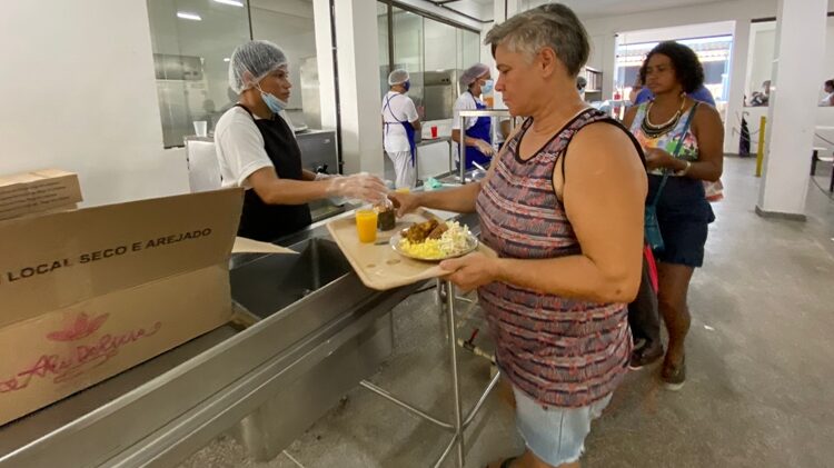 Cantina vagas para auxiliar de serviços gerais, copeira, atendente, auxiliar de cozinha - RJ