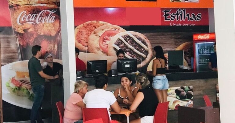 Pizzaria vagas para atendente, ajudante de cozinha, ajudante de pizzaria, garçom - RJ