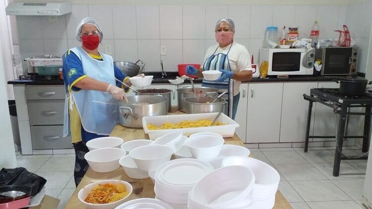 Cantina vagas para auxiliar de cozinha, caixa, ajudante de limpeza, garçom - RJ