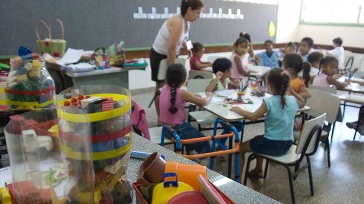 Estagio De Pedagogia - Escola - Niterói RJ