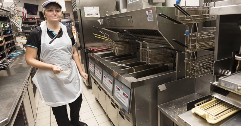 Hamburgueria vagas para auxiliar de cozinha, atendente, jovem aprendiz - RJ