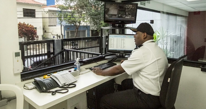 Prédio vagas para auxiliar de limpeza, controlador de acesso, recepcionista, vigia – RJ