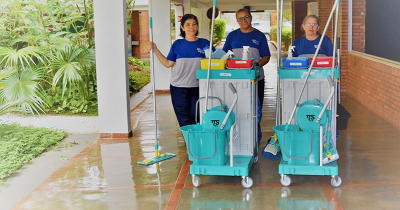 Colégio vagas para auxiliar de limpeza, auxiliar de cozinha, inspetor de alunos - RJ