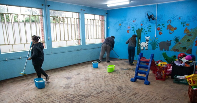 Jardim escola infantil vagas para auxiliar de serviços gerais, auxiliar de creche, auxiliar de cozinha – RJ