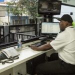 Porteiro, recepcionista, operador de empilhadeira, estoquista, auxiliar administrativo - R$ 2.088,14 - com e sem experiência - Rio de Janeiro