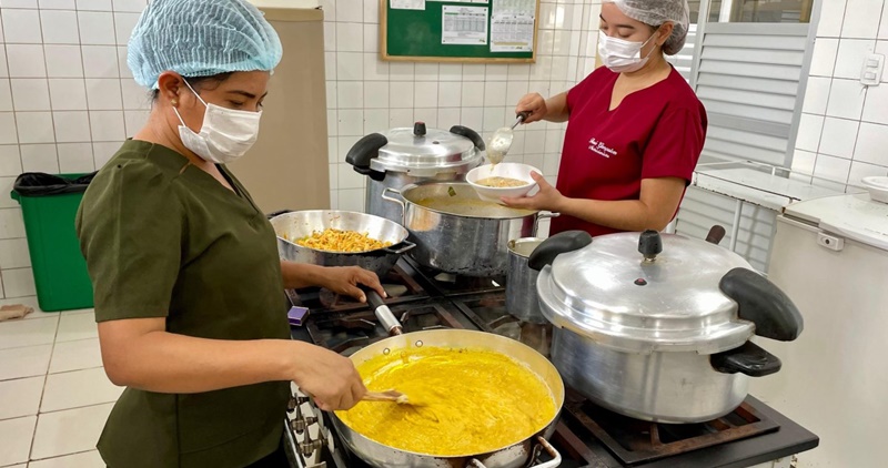 Auxiliar de cozinha merenda, auxiliar de creche, recepcionista, secretaria, auxiliar administrativo, professora educação infantil, estagiária de pedagogia – R$ 1.791,00 – com e sem experiência – Rio de Janeiro