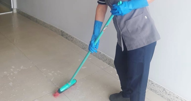 Auxiliar de serviços gerais, atendente, recepcionista, ajudante de cozinha, cozinheiro, operador de CFTV – com e sem experiência – Rio de Janeiro